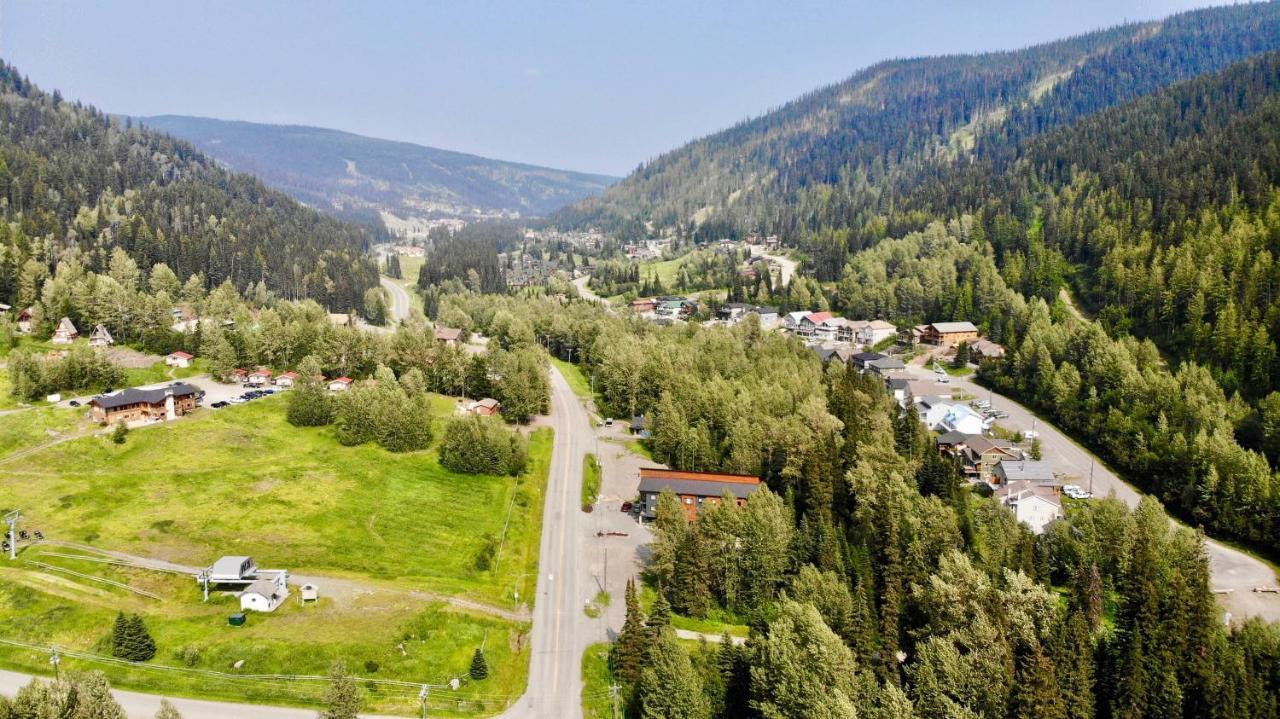 The Burfield Hotel Sun Peaks Luaran gambar