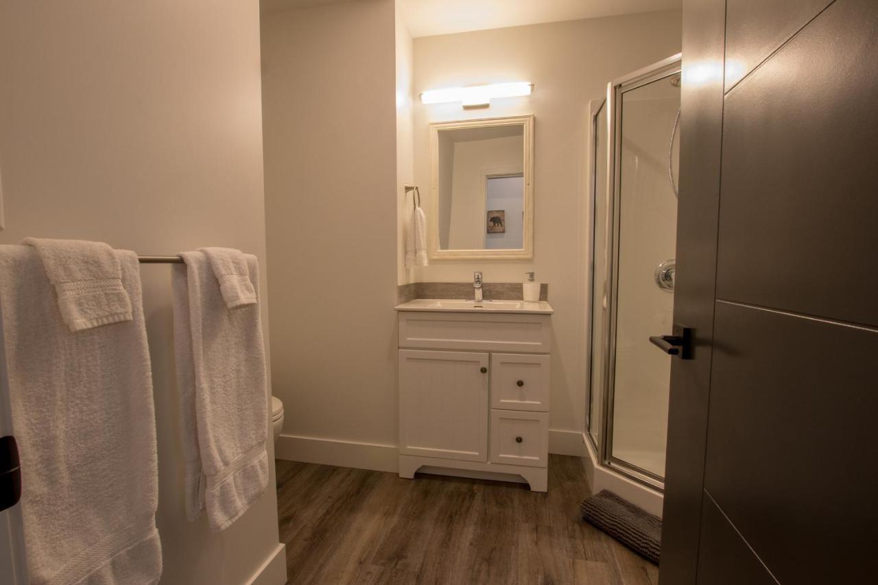 The Burfield Hotel Sun Peaks Luaran gambar